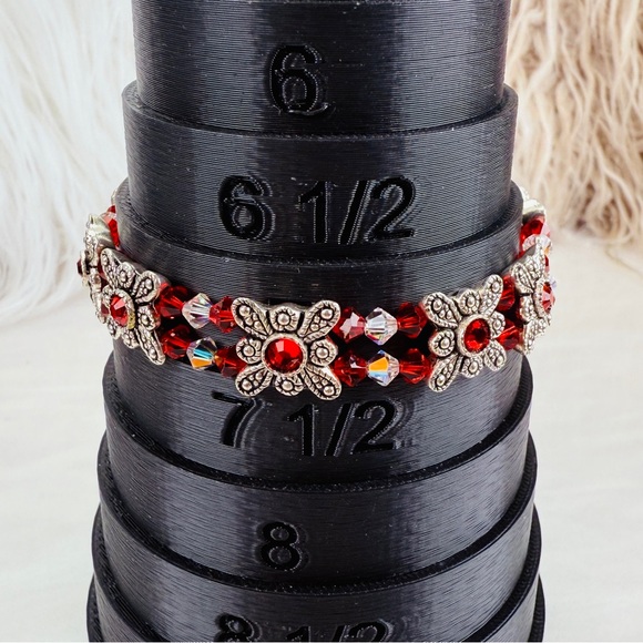 Vintage Silvertone red reflective holiday bracelet - Picture 4 of 6